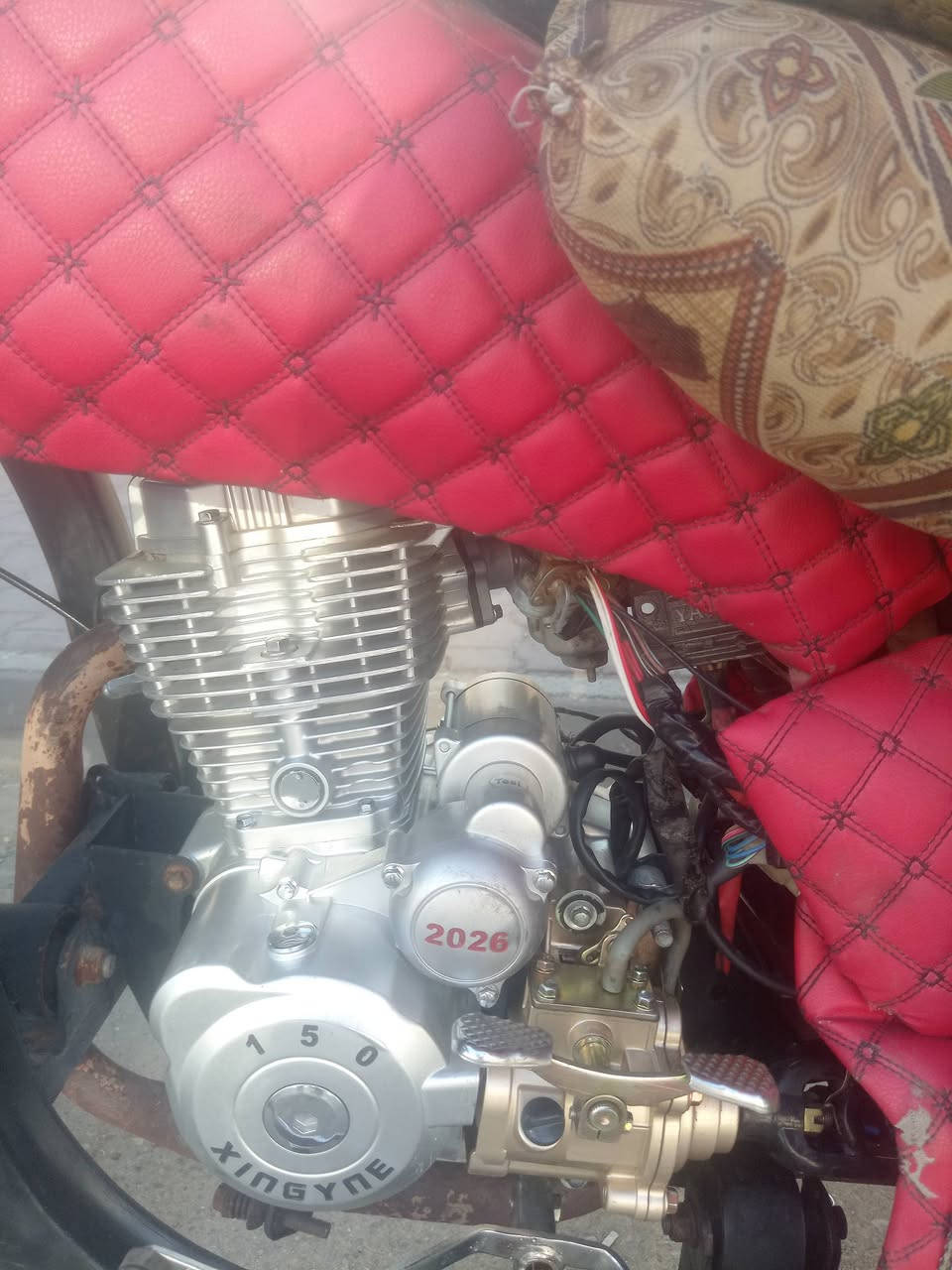 لبيع موديل ٢٠٢٢ محرك ٢٠٢٦ لون اسود نثيه شاخوان تايرات جوبلس جداد تاير ويل جديد سعر ١٦٠٠ بي مجال ***********
