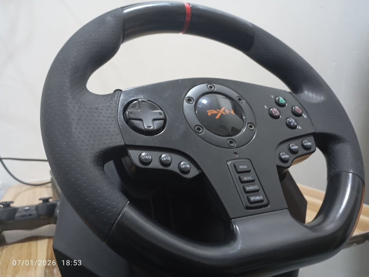 للبيع بلي 4 سلم مهكر كامل ملحقات جوستك عدد اثنين جديد كلش العابه 
1.رديت2
2.بيس 21
3.كراند 
4.محاكي الشاحنات 
5.محاكي الباصات 
6.سباق سيارات 

مع دركسون V900 مستعمل قليل كلش السعر البلي مع الدركسون 310 قفل قفل المكان ديوانيه مركز حي العسكري الاول رقم الهاتف..*********** الخاص مفتوح
