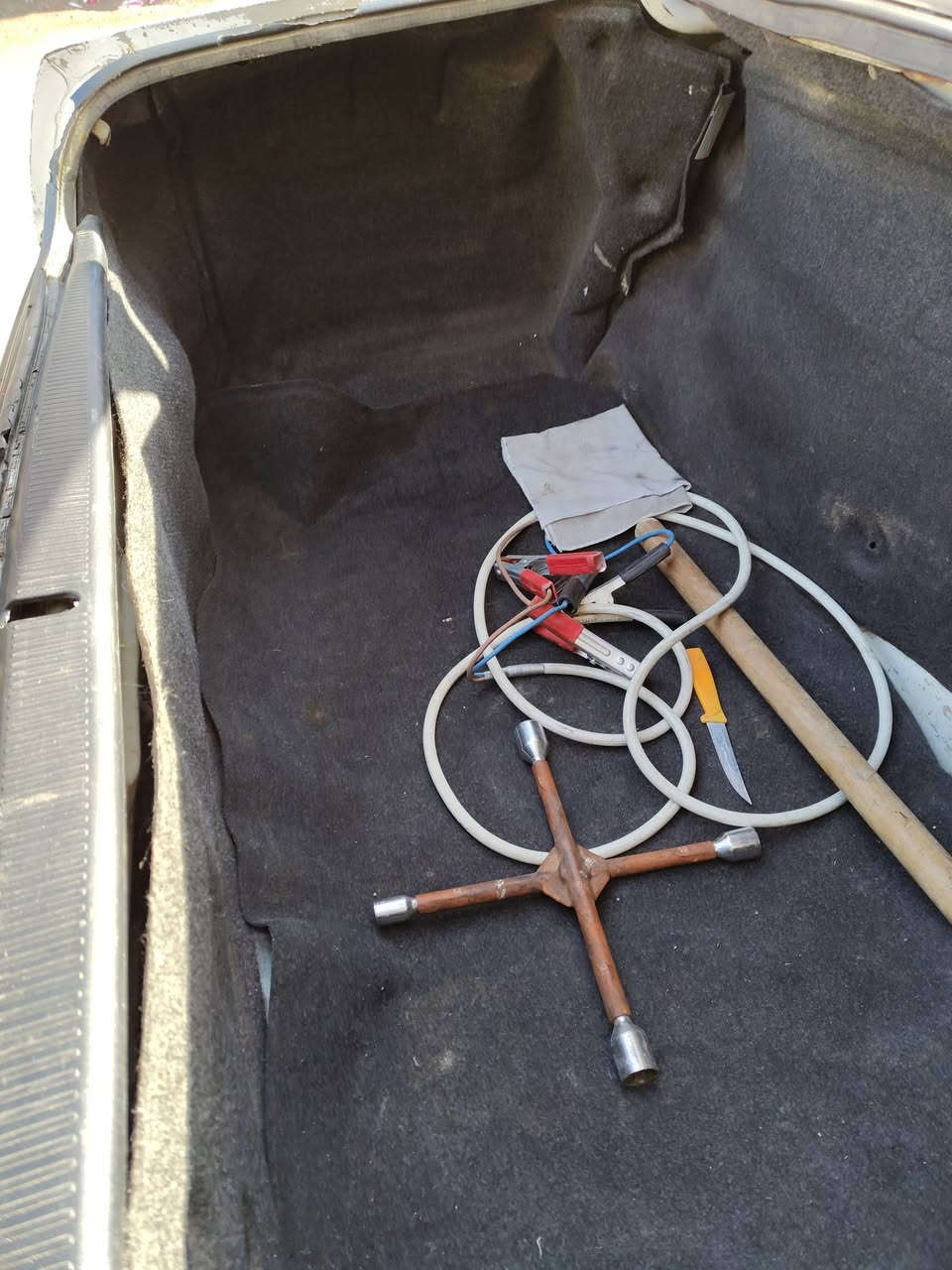 سلام عليكم سياره بطه مفصل للبيع موديل 1995 رقم انبار نكليزي بسمي سنويه الحد 30 تحويل ثاني يوم لاكص والنقل جثه ولا خياس لا صبغ مكفوله محرك 300 دفدي ديكو حداديه خلفي امامي جدد تايرات جدد تبريد شغال كهربائيات شغال سنتر لوك شغال غرفه جديده سياره بمعنه كلمه جديده مكفوله كفاله عامه ملاحظة بيه ترويج بل قماره مال تحميل ومامعمره سونار بيه سعر68 وبيه مجال *********** واتساب بي
