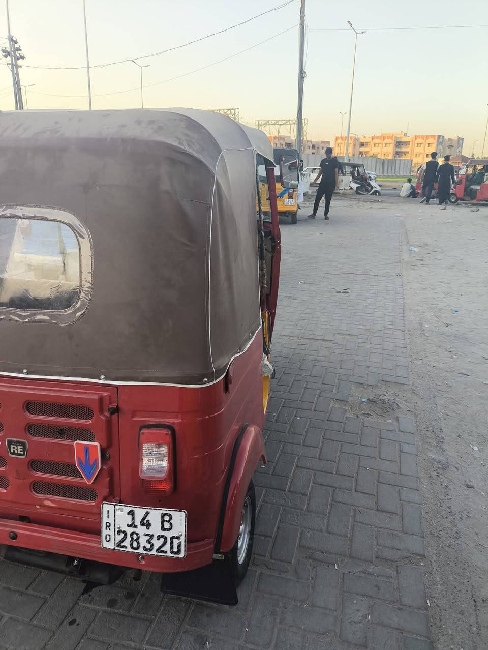 تكتك باجاج مديل 18 رغم وسنويه مصبوق عام والمحرك مشروك سعره 5300 وبي مجال ***********
