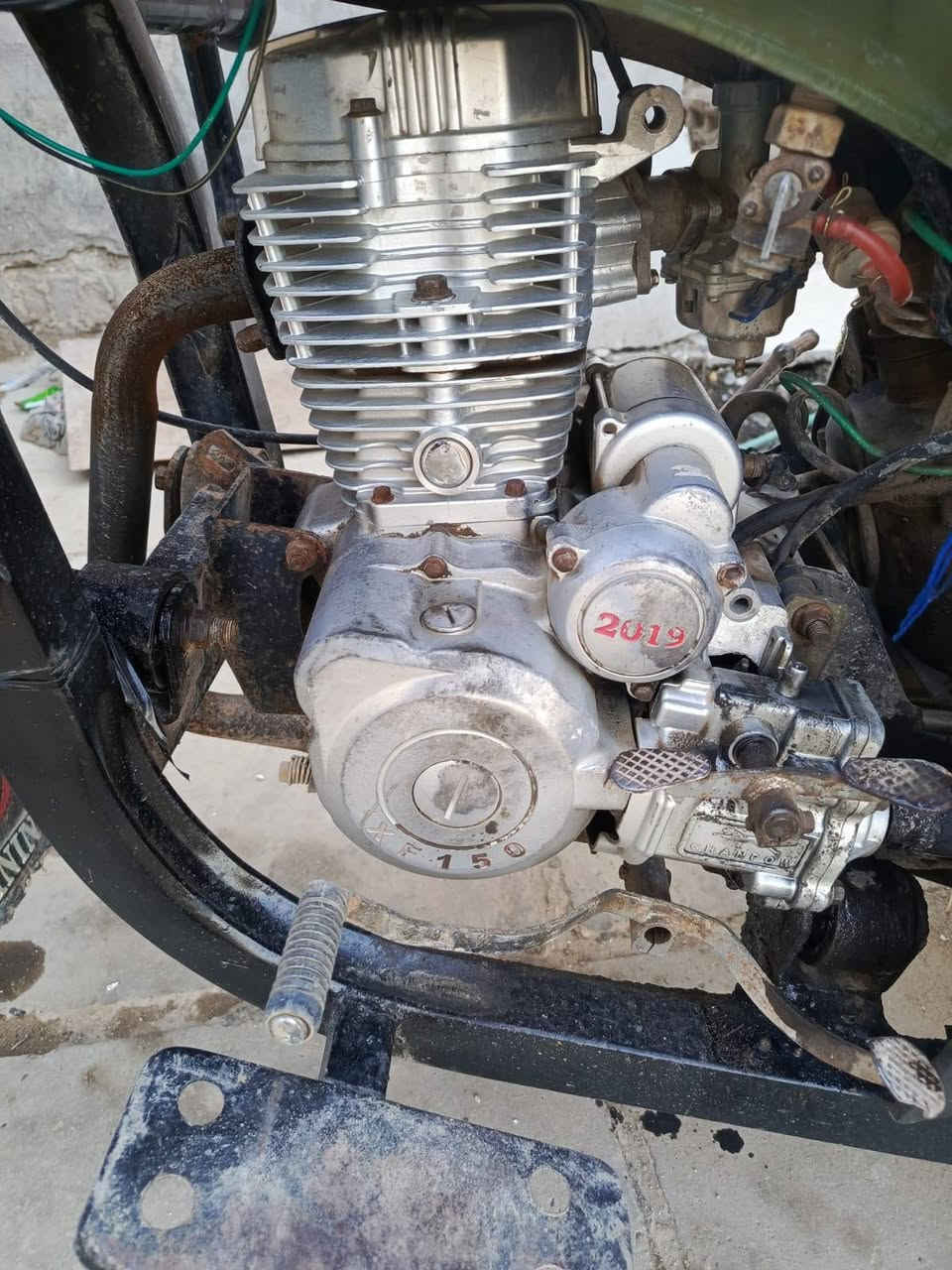 سلام عليكم ستوتة للبيع موديل 2019
مرقمة الدراجة الستوتة نضيفة كهربائيات شغالة كاملة كلشي ماناقصة السعر 1800وبيه مجال قليل تواصل ع رقم ***********
