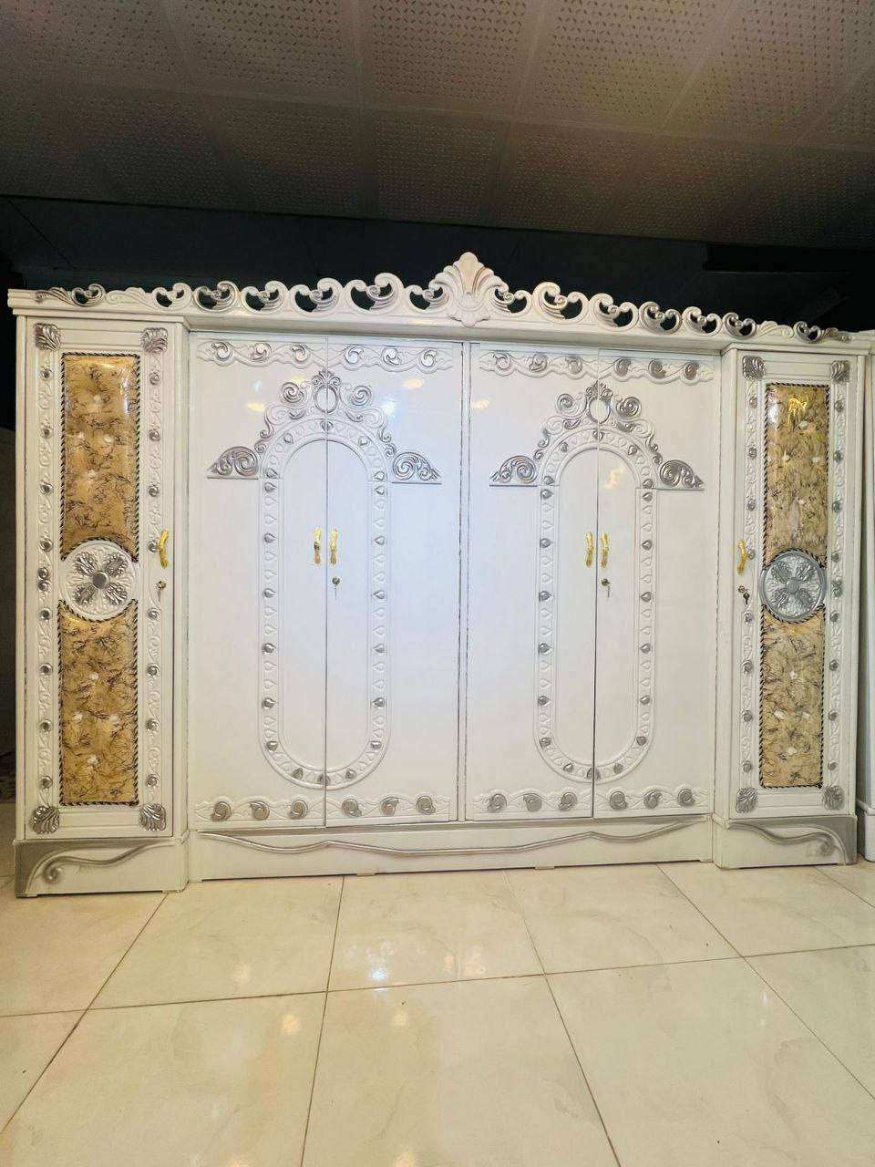 ٩٥٠  الف فقط

غرف نجاره عراقيه 💯💯

تتكون من 8  قطع 

عرض الكنتور 3 و20سم

ارتفاع الكنتور 2 و20سم

السرير بلوك ٦ ارجل

طول السرير 200 سم 

عرض السرير 160 سم 

الضهر براغي

 

الشازلون 50 الف
@إشارة


**إذا كنت صاحب هذا الإعلان وتريد حذفه لأي سبب، رجاءا أرسل رسالة إلى الدعم الفني**
