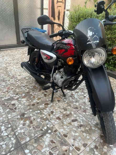 السلام عليكم 
دراجه بوكسر 
موديل 2023
مرقمه رقم بغداد
دراجه حلوه نقصه باتري 
معروضه 2350 وبيه مجال 
مكاني بغداد مدينه الصدر
***********
