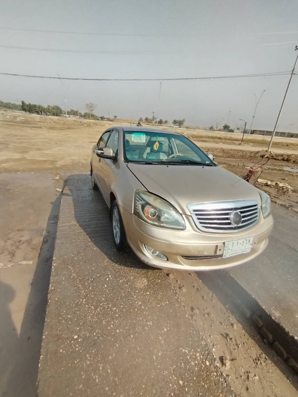 السلام عليكم لبيع جيلي موبل موديل ١٣ رقمه واسط سياره بيه خيط بخار مصبوغه حزام تبريد يشتغل ومروس حسب القناعه تفاصيل عله لرقم ***********
