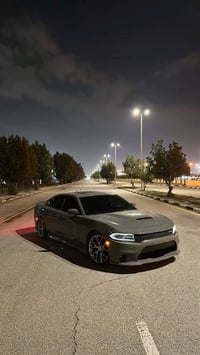 تشارجر • ٢٠٢٣ • ابيض