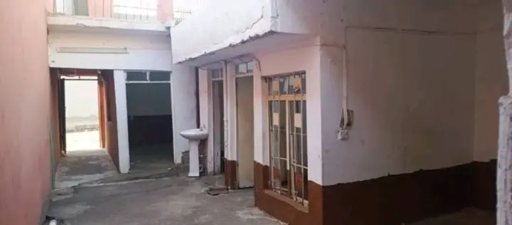 @إشارة 
#للايجاررر 
بيت عدد 2 للايجار بيت بصف بيت و البيتين نفس التفاصيل

#دار_للإيجارررررر_حي_القاهره 

🪧نوع العقار : دار سكني شرقي 

📍العنوان : حي القاهره نهاية حي الجامعه

📐 المساحة : 90م

📋التفاصيل: غرفتين مطبخ حمام مخزن فوك خدمات 

#سعر_الإيجار_175 للبيت ال1
عمولة عالطرفين 👍


**إذا كنت صاحب هذا الإعلان وتريد حذفه لأي سبب، رجاءا أرسل رسالة إلى الدعم الفني**