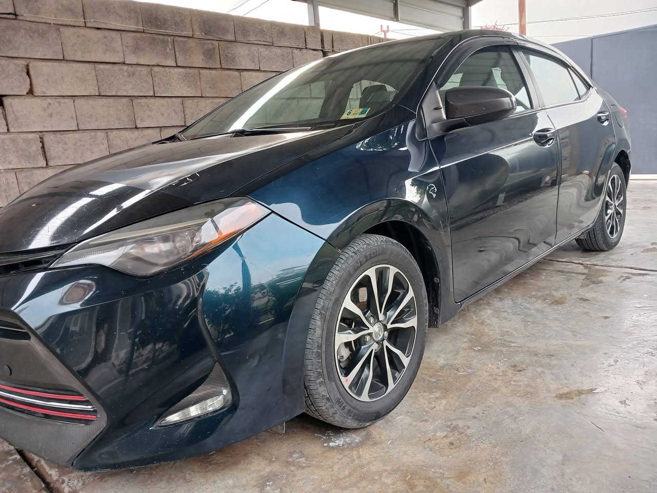 السلام عليكم
كورلا ٢٠١٧ بأسمي
الضرر فقط بداية البنيد نفسه معدل ومصبوغ اقل من نصه. 
السعر ١٣٨. 
مامتواجد على الفيس
***********
