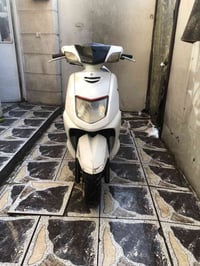 دراجه سكنس ياباني سرعه ١١٠ للبيع الدراجه مكينه ابلادممفتوحه كهربائياته...