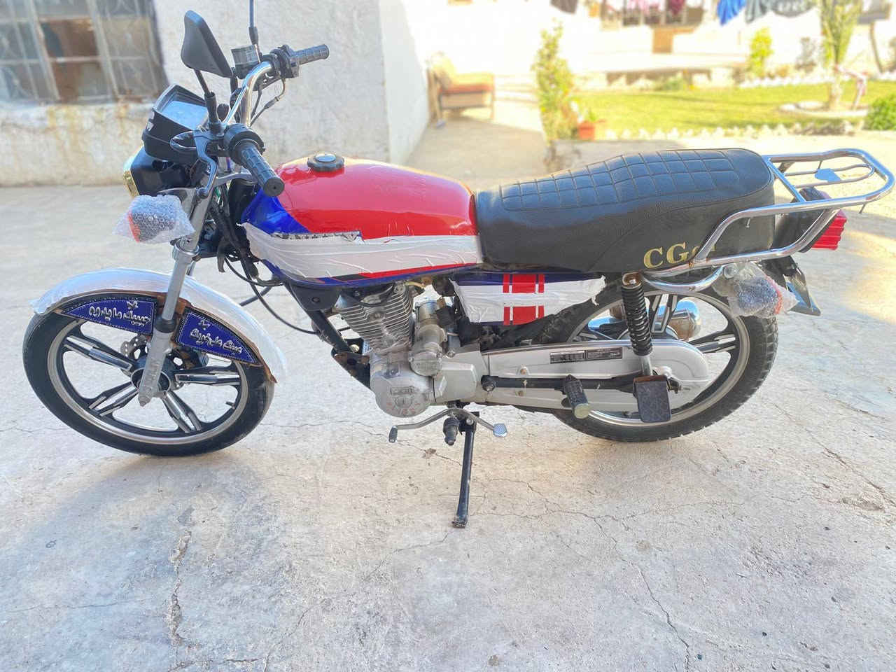 يالله دراجه ايراني موديل2020للبيع السعر475وبي مجال  محرك ما ممدود عليه صبانه المكان الرمادي جزيره البذياب هاذ رقمي للتواصل ***********مو شراي لا تعبني ولا اتعبك
