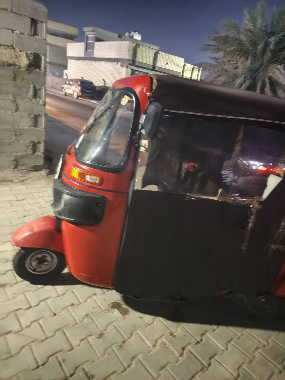 السلام عليكم تكتك للبيع موديل18 داخله بال19 تكتك كدامك نظيفه وخير من الله رقم وسنويه تحويل شوكت ما تريد مكاني بغداد شعله سعر خاص أو واتساب ***********
