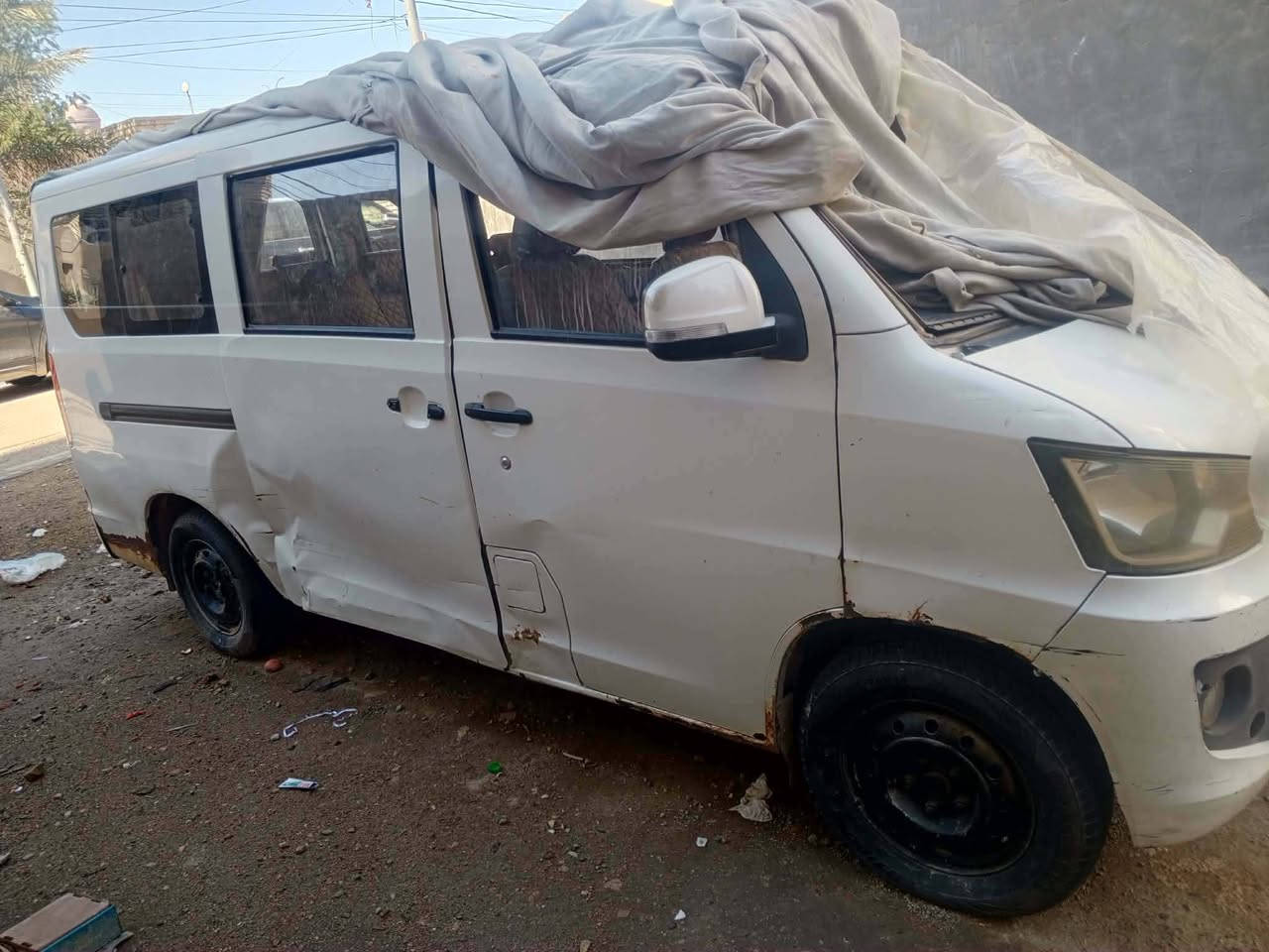 اللهم صل على محمد وال محمد 
للبيع فاو ٢٠١٥متجايه تجوه بسيطه 
كير ومكينه وحداديه كله جديد شغاله كلشي مابيها سعر ٢٠وبيهامجال 
‏‪***********‬‏
