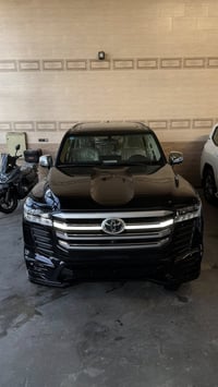 لاندكروز ٢٠٢٥ • محرك ٤٠٠٠ • مرقم جاهز