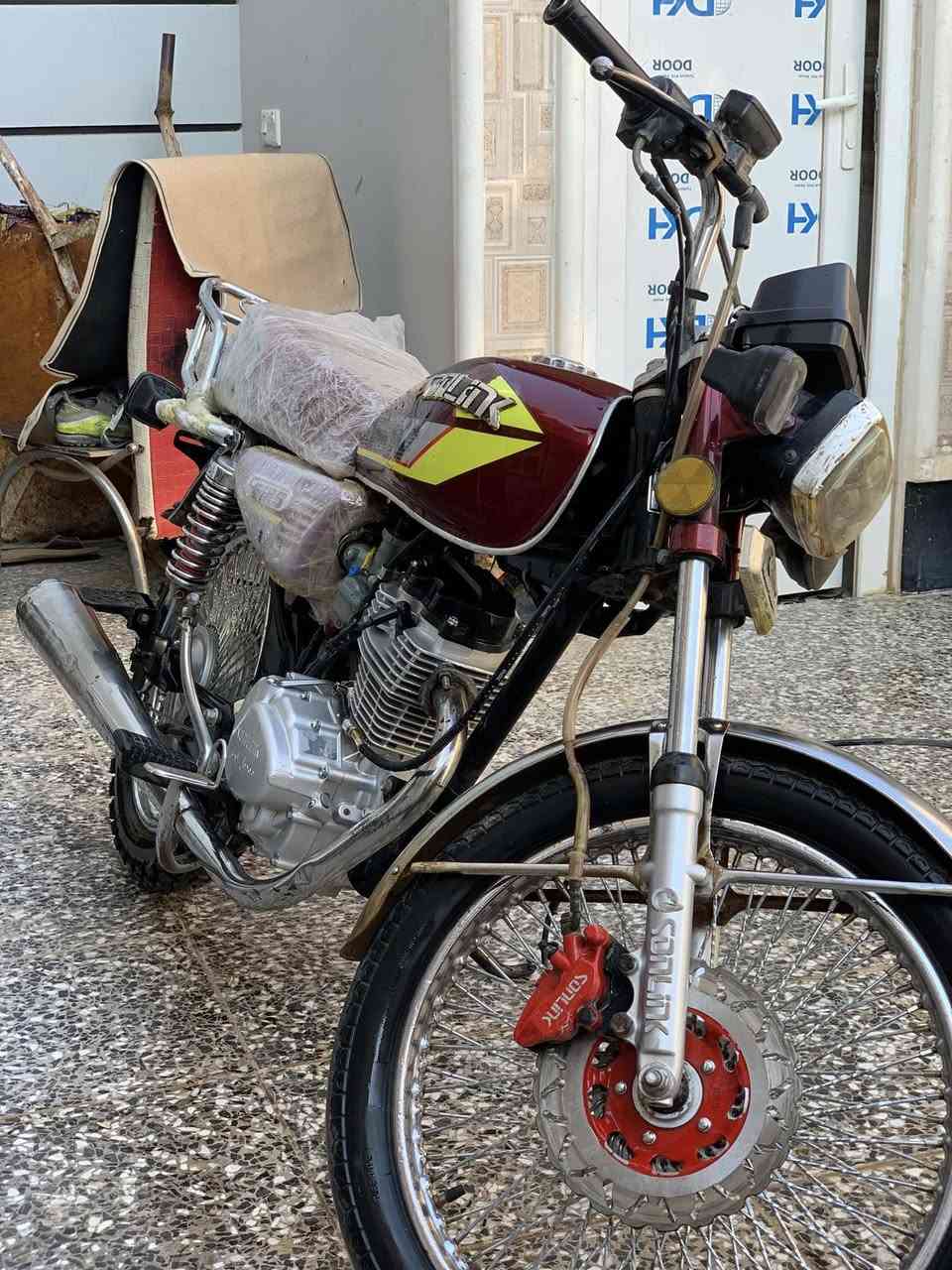 السلام عليكم 
دراجه تايكر أيراني دراجه خير من الله شلعه ومعدل دراجه موديل ٢٠٢٤ كلش نضيفه كهربائيات كلهة شغاله من اول هندر السعر ٦٢٥وبيهة مجال لطيبين مكاني ديالئ بعقوبه رقمي/***********
