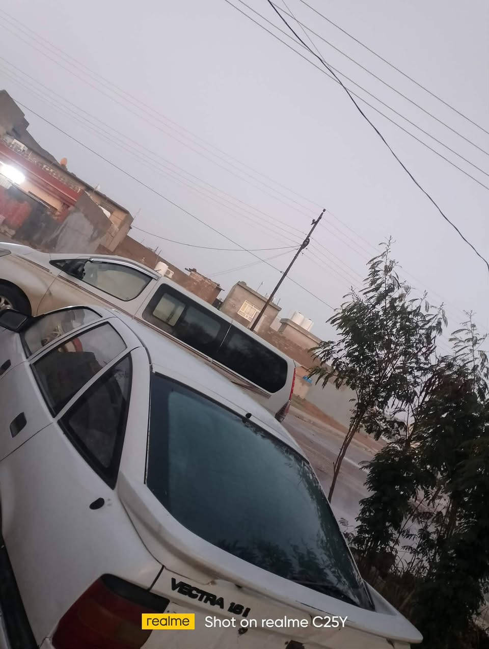 فكترا توماتيك 
حجم ١٦ بدون ضرر بدون صبغ رقم اخضر سنويه خضره اصلي يمي صاحبها ماندلو ابيعلك شرط عشاير ودوله عليه السعر 25 
***********
***********
