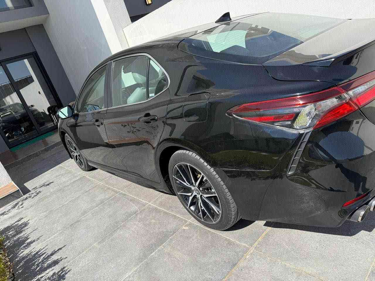 للبيع كامري هايبرد وارد امريكي موديل 2022
مواصفات SE 
رادار امامي 
كشن كهرباء 
ماشية 51 الف ميل وقابلة لزيادة 
حادثها جاملغ خلفي جهة السايق 
صوره الحادث مرفقة 
وانطخت بالعراق جاملغ امامي جهة السكن طخه بصيطة 
ايرباك كلة سليم 
سيارة كاملة مناقصة شي 
مكان السيارة مجمع بدور بغداد  
السعر. 180  $ دولار 
الرقم  *********** بغداد, العراق
