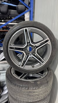 پیریلی ایطالی • 245/40R19 • رن فلات