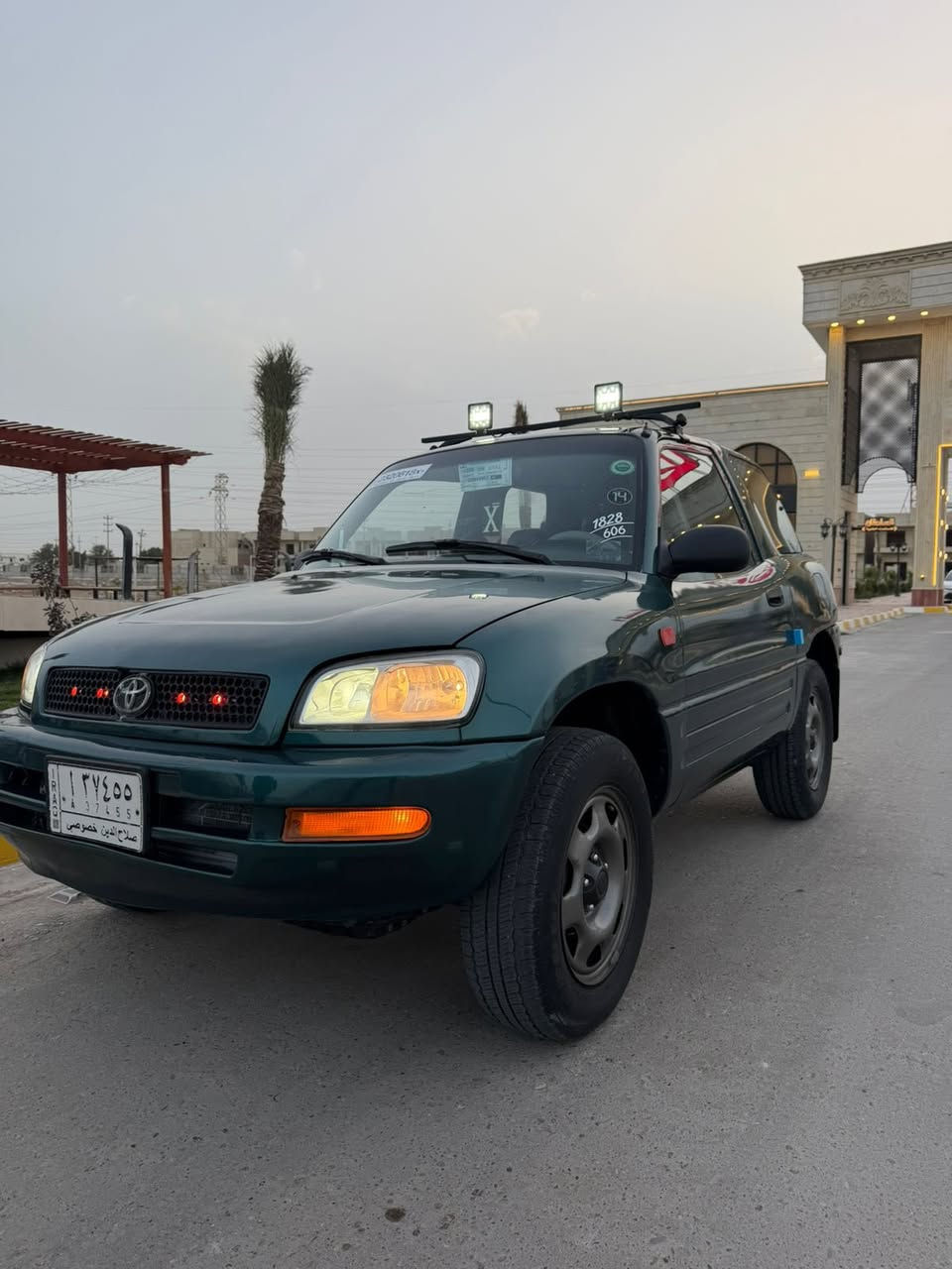 السلام…عليكم الحلال للبيع
راف فور.  ياباني.    موديل 1999 بسعر 55 وبيها مجال 
محرك.  كامري بلادي مالته شرط
كير اوتماتيك.  بلادي   تبريد بلادي  
صدر.  /تخم تاير.  بور مشط شرط 
السياره بلاديه بشكل.  مواصفات مسجل سماعت لايت زنون كله شغاله
كشنات جديده. جام كهرباء وكير اوتو 
محرك / وكير / وصدر وتخم تاير / وكهربايات كله شرط 
رقم صلاح الدين.  سنويه جديده.  شرط التحويل 
مكان السياره تكريت القادسيه.   بسعر 55 وبيها مجال 
رقم ***********
