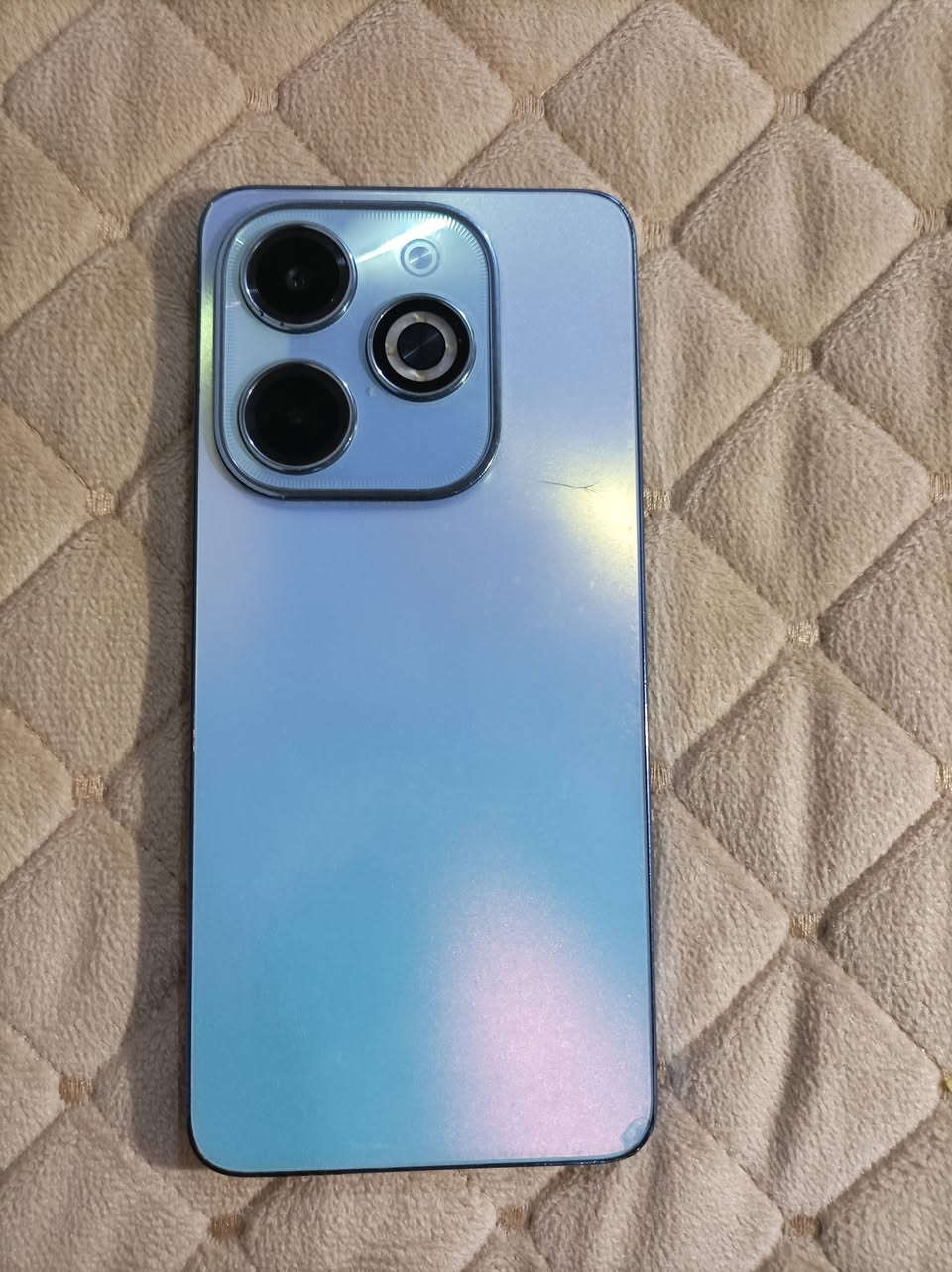انفنكس هوت 40i
🔴Ram 4+4
🔴Hard 128
🔴battery 5000
🔴Fast charging with Type C port
🔴Android 13
🔴Rear camera 50m
🔴Front camera 32m

الجهاز شغال مابي اي خلل 
🚫فقط فطر بل كلاس مثل ما موضح بالصورة ومايأثر

موصل ايمن تموز
سعر 80 بيه مجال بسيط


**إذا كنت صاحب هذا الإعلان وتريد حذفه لأي سبب، رجاءا أرسل رسالة إلى الدعم الفني**