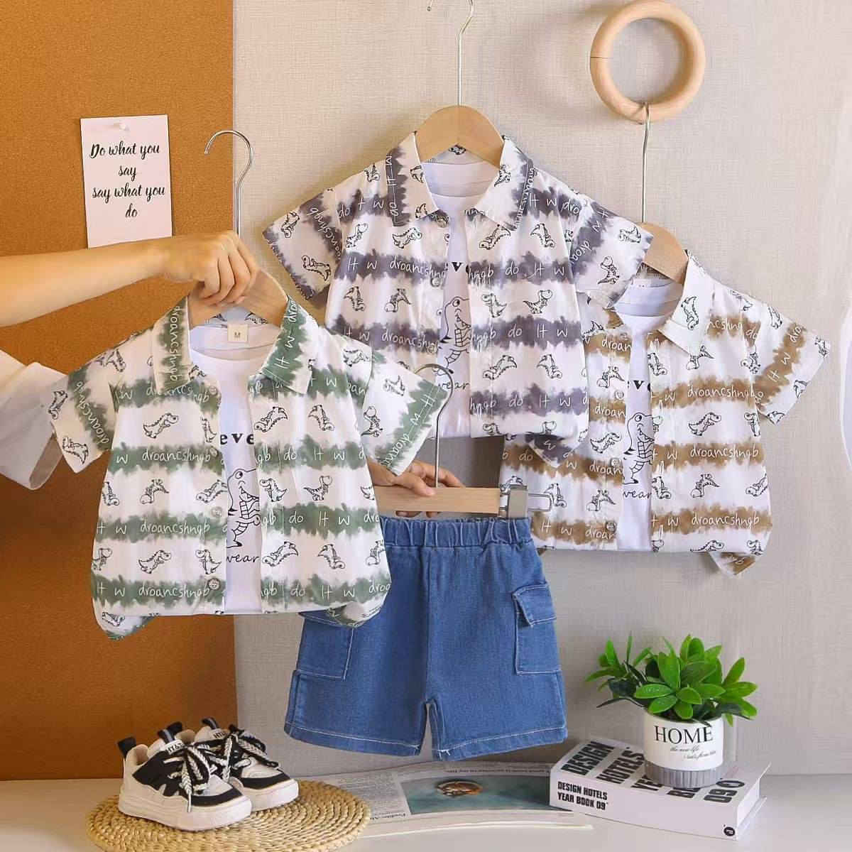 القاط الاوربي البيبي 
3 قطع صناعة صيني
برمودة كابوي 
بدي كمونية قطن 
قميص نص ردن 
يلبس اعمار 
من 1 سنة 
الى 4 سنة 
سعر 76 الف 

توصيل 6 الف


**إذا كنت صاحب هذا الإعلان وتريد حذفه لأي سبب، رجاءا أرسل رسالة إلى الدعم الفني**