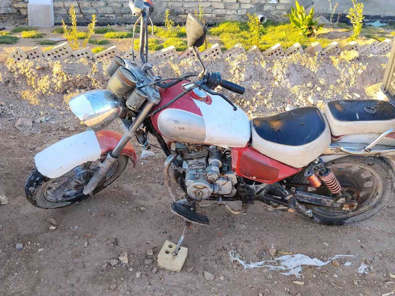 ماطور هارلي مثل ماموضح بل صوره 300الف بي مجال قليل ***********
