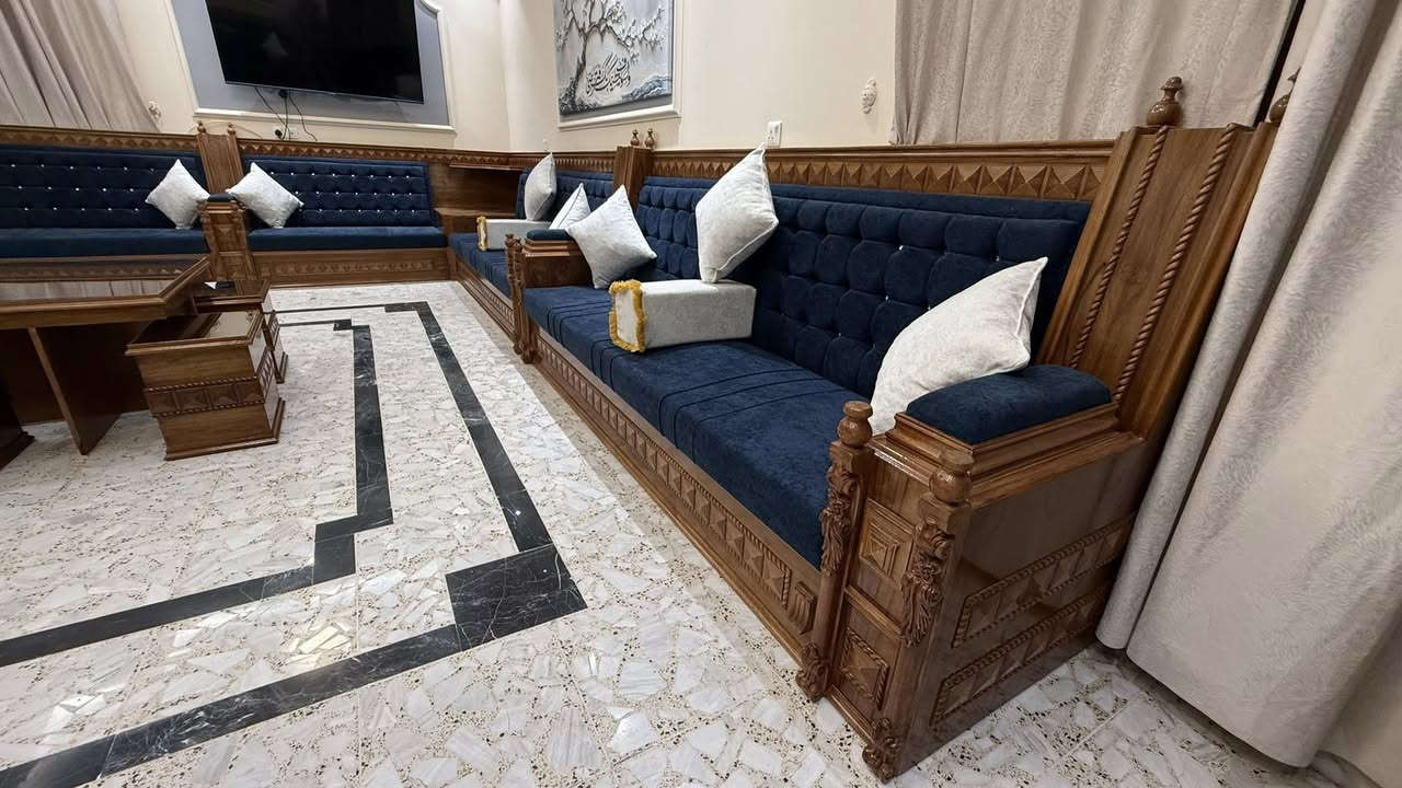 👑 #تميز_مـع_ معمل حسام القريشي 👑 خشب جام روسي 
اسفنج اكستره 
قماش حسب الطلب 
طبله وحده هديه مع كوشات هديه 

كل ما هو جديد ومميز من الاثاث  تجدونه لدينا 

✅الان يتوفر في معمل حسام القريشي ديوان مودرن درجة اولى ( توصا تكمه  )
✅ اكثر من 10 موديلات في المنشور 
✅ مستعدين للتفصال بحسب الطلب 

عنوان الثقة 👑

لضمان حق المشتري • ( ضمانك بالوصل 4 سنوات )
والتاكد من جودة العمل 
يمكنكم زيارتنا والاطلاع على كل تفاصيل العمل 
 
( لدينا كادر مختص لتدوين القياسات اينما تكونون )
 
——————————————————-
#العنوان 
( بغداد حي الامين قرب الجمعيه )

للاستفسار  اكثر مراسلتنا على الخاص 
اوالاتصال على الارقام 👇

***********

‭0780 096 2019‬

‭0750 635 8334‬

متوفر على الواتساب 

#هدفنا #وضع #بصمة #في #كل #بيت #عراقي.
