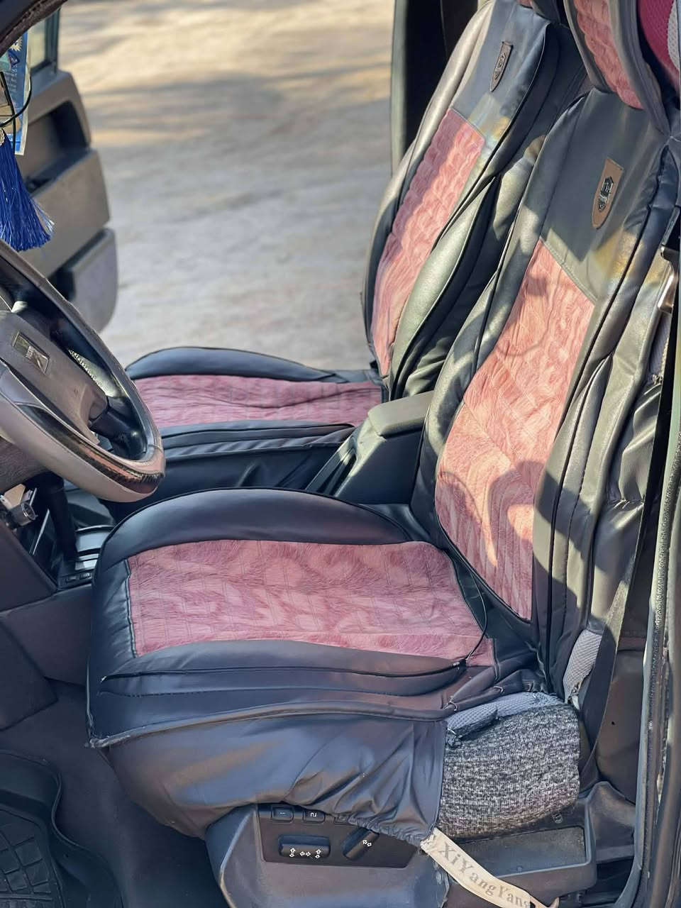 سلام عليكم سياره فالفو للبيع حلوه مكينه وكير جاهزات جدد مكاني سوق الشيوخ كرمه بني سعيد السعر 45 وبيه مجال تحويل ثاني يوم الاستفسار على الرقم 
***********
