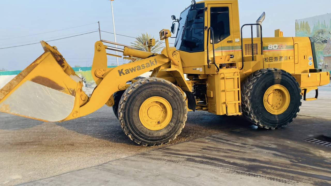 بسم الله الرحمن الرحيم
شفل حجم 80zv
مكينه كمنز انجكتر 114
دخول جديد 
المكينه كله ع البلاد 
كفاله عامه من الشفره ل دعاميه برغي 10 ما مفتوح بيها 
جيب فيتر وافحص 
لا حماوه لا تنقيص لا تبخير 
تخم تاير ابو لقمه سيم 23
جهاز رفع شغال 

رجائا الي مو شراي لا يتصل ولا يكسر ب حلال العالم 
للاستفسار 

‭0780 233 6565‬

‭0773 431 9143‬
قاسم هاشم
