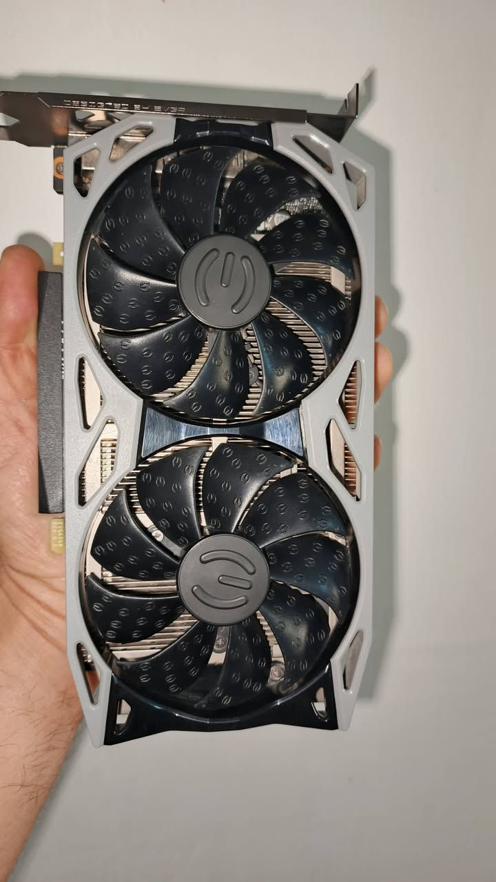 السلام عليكم
كارت شاشة  RTX 2060 6GB مستعمل للبيع ⬇️

حط سعر و اني اشوف أعلى سعر ابيع😁

مكاني كربلاء


**إذا كنت صاحب هذا الإعلان وتريد حذفه لأي سبب، رجاءا أرسل رسالة إلى الدعم الفني**