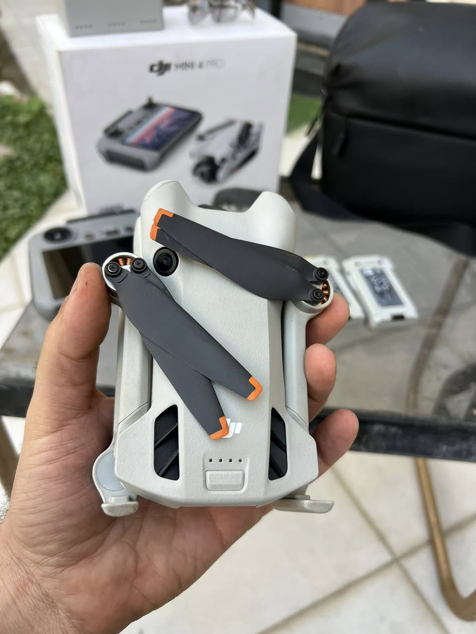 السلام عليكم
توفر من جديد dji مني فور برو
كومبو ريموت شاشه كامل ملحقات
السعر 1350 قفلل
المكان بغداد الدوره 
للتواصل ***********
