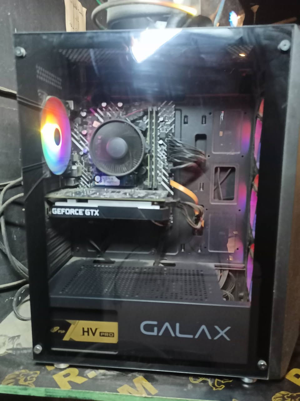 Pc مع كامل الملحقات و كرسي كيمنك
المواصفات
شاشة msi 180 fps fhd
Case galax 4fan rgb
Mb azuz h610
Ram 8x2
Core i3 12100
Gtx 1650 galax
Psu 550w
مع ماوس و كيبورد و ماوس باد و سبيكرز و هيدسيت و كرسي كيمنك
العدد المتوفر ٣ قطع + تجميعة بدون كارت شاشة بنفس المواصفات
يوجد توصيل و تكدر تجي و تفحص او افتحلك كامرة و جرب الي تريده
التجميعات كلش كلش نظيفة و مستخدمة اقل من ١٠٠ ساعة فقط
للاستفسار خاص و اذا شلعة اداريك ب ال سعر
مكاني بغداد حسينية الراشدية


**إذا كنت صاحب هذا الإعلان وتريد حذفه لأي سبب، رجاءا أرسل رسالة إلى الدعم الفني**