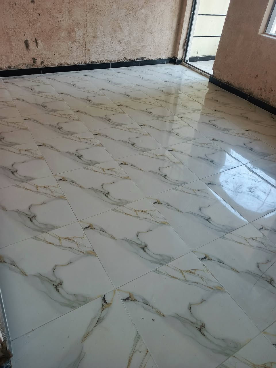 السلام عليكم ورحمه كادر سرميك مصري ***********
