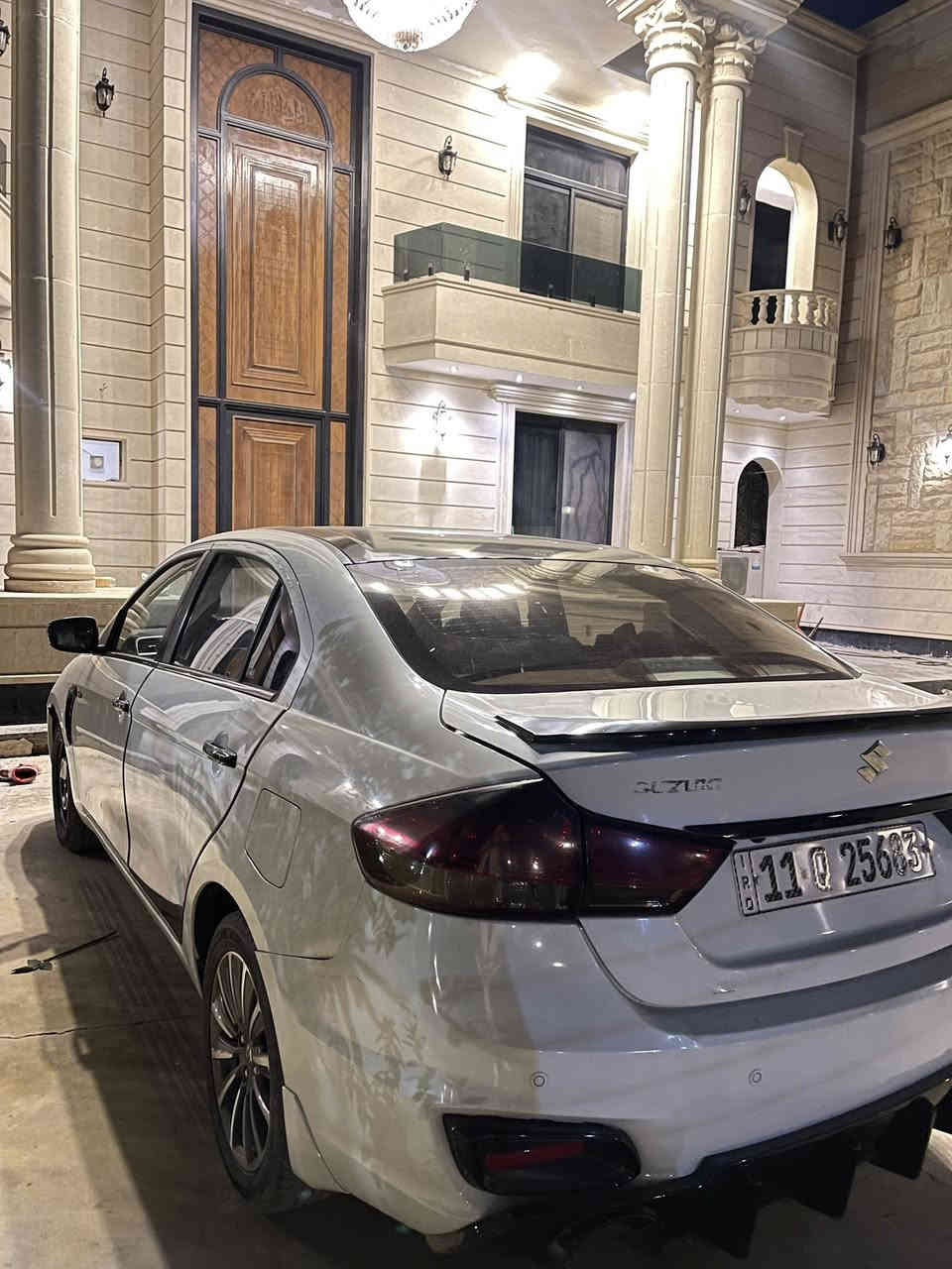 السلام عليكم.
السيارة : سازوكي سياز 
الموديل : 2023 
سيارة نظيفة ومرتبة ومعتني بيها 
مثل ما موضح امامكم  
للبيع 💸💸
بغداد 
***********
