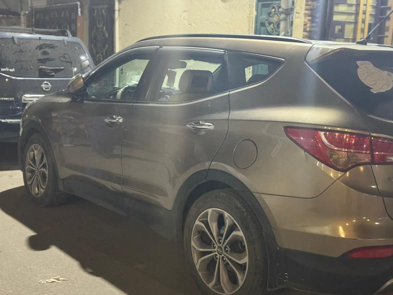 سنتافي موديل ١٣ مكفوله من الصبغ بس بيه ضربات بل بنيت والجاماغ اضافه بيه دخم داير وحدادي وري اوكدام السعر. 
    140$او. بيه مجال
مكانه نجف
الاتستفار الاتصال
‏‪***********‬‏
