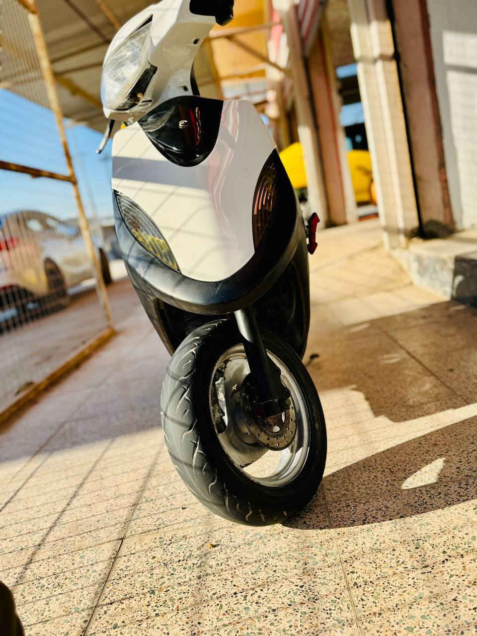 للبيع .... 400 الف تجي تشوفها او تتصل لاتگلي محركها شبيه مابيه ماعرف بالدرجات اتصل مارد على الرسائل فقط اتصال ***********
