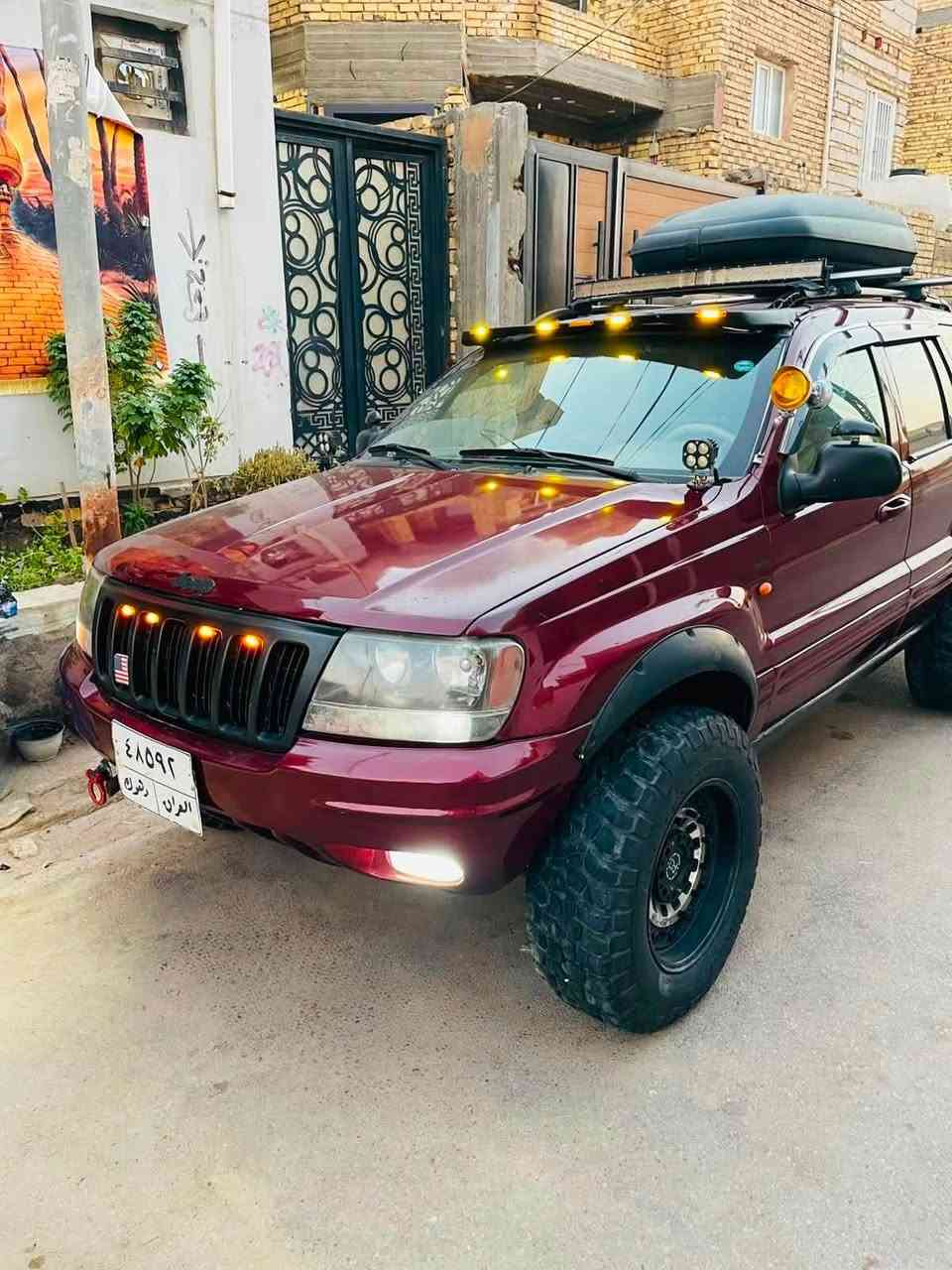 🚗 جيب شيروكي موديل 2000 - جاهزة من كلشي 
السعر 95 قفل 
السيارة نظيفة ومكفولة من كلشي، 
 المحرك: V8 (غاز وبانزين واقتصادية جداً).
 البودي: مصبوغة عام 
 الميكانيك: كير، مكينة، حدادية، وتايرات.. كلهن جدد.
 المواصفات: تبريد شاشة، كاميرا خلفية، ليدات داخلية وخارجية، وجنطة علوية. مراوس حسب القناعه
 📍 العنوان: الديوانية 
 📞 للاتصال والشراء: ***********
