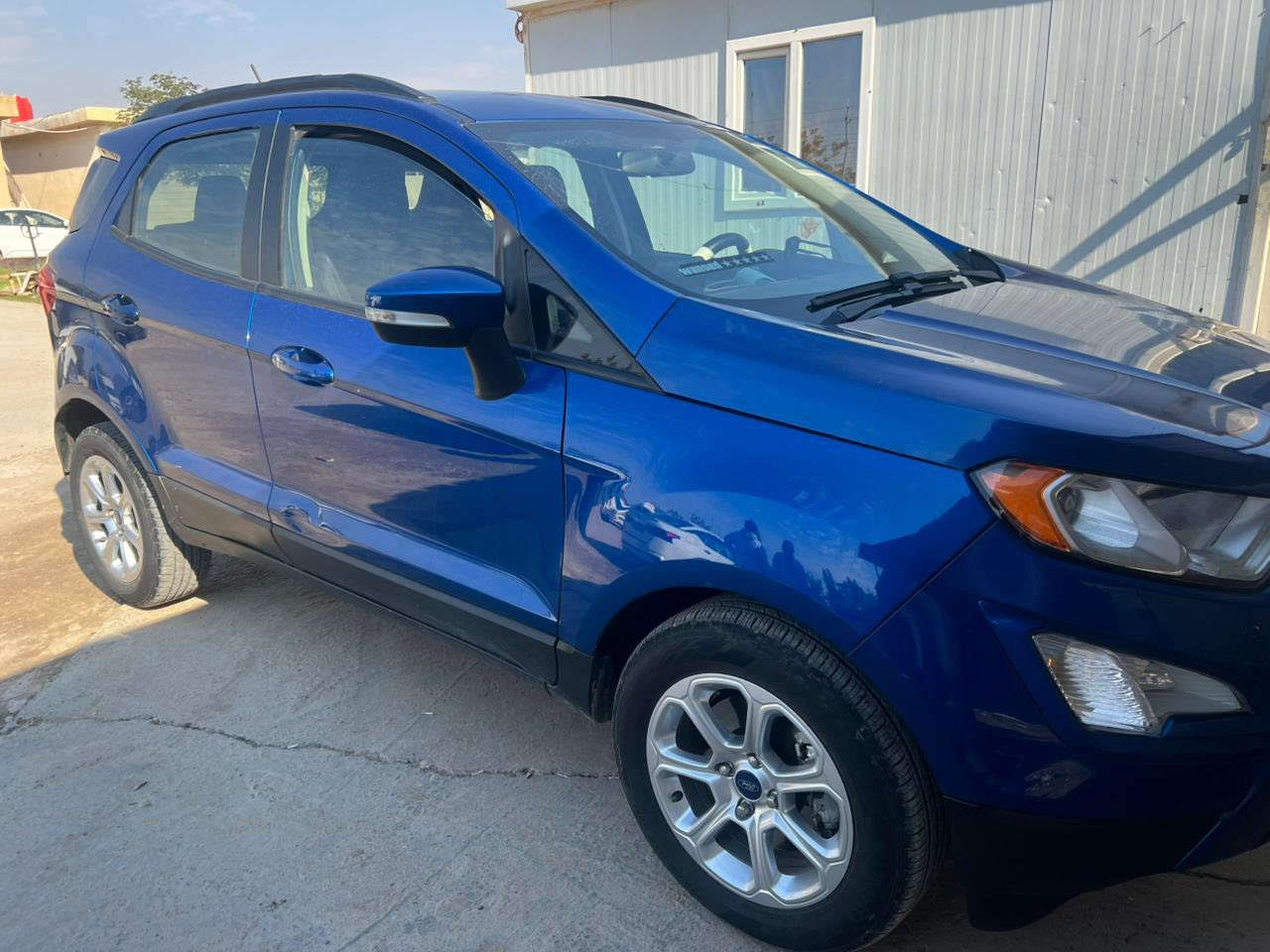 السلام عليكم
Ford EcoSport 2021

.المسافة المقطوعة 72000 KM

.مواصفات السيارة 

.شاشة كبير 

.تحكم ستيرن

.بصمة تشغيل 

.بصمة ابواب 

.سقف سلايت

.كشن قماش + تدفئة

.تبريد بيانو 

.شاشة عرض معلومات 

. حساسات خلفية 

.كامرة خلفية 

السيارة ضررهة بس بنيد بدون دواخل بدون ايرباك 

و بيها بارد بين باب سايق و خلف السايق 

السيارة حلوة و جاهزة بدون نقص 

تحويل وكالة بشرط

گير و محرك بشرط 

السعر المطلوب 120$ وبيها مجال 

 رقم الشاصي 

MAJ3S2GE9MC441737

ومع الشكر و التقدير

للاستفسار :***********
