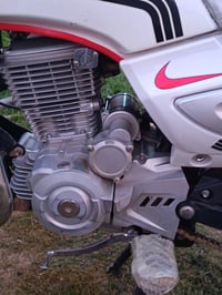 شباب دراجه سنكي للبيع موديل 19 محرك 200 الدرجه نضيفه حلو ومرتب نشاط فو...