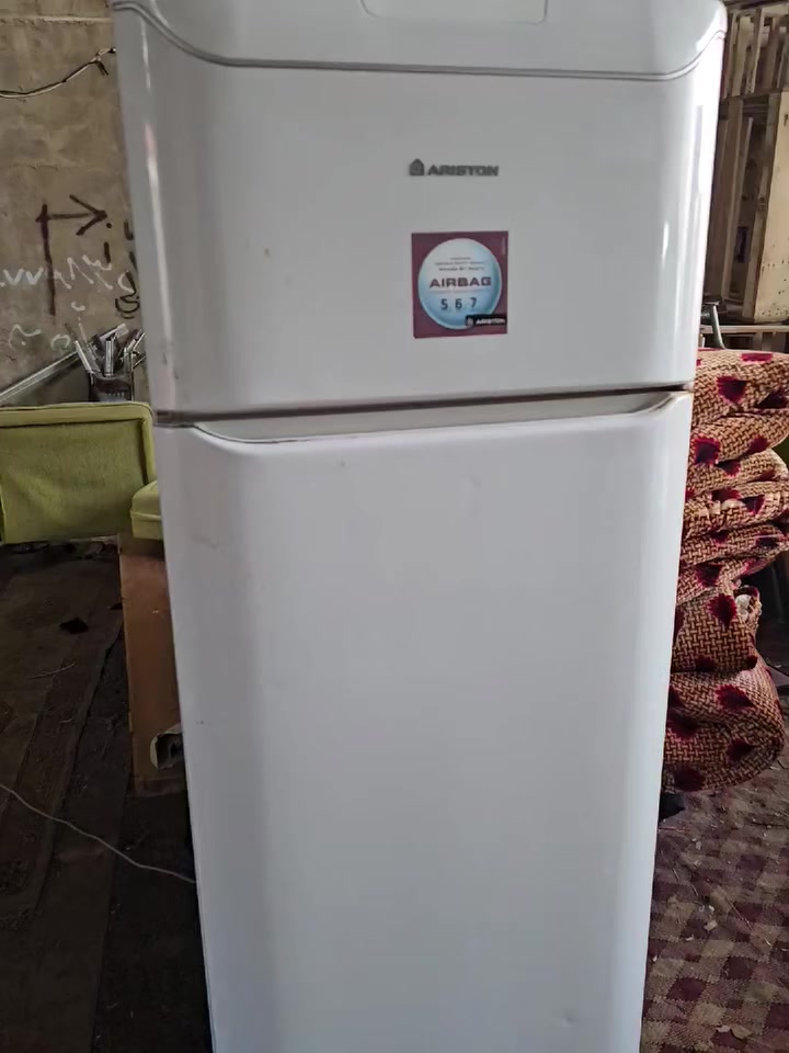 بأداره امجد 
الفرع الاول ناحيه الكوير قريه العويجه 
***********
