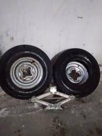 للبيع متواجد على الواتساب/07762705784