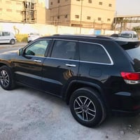جيب كراند شيروكي لمتد فول 2019 اسود ماشيه 75 الف السياره باسمي ثاني يو...