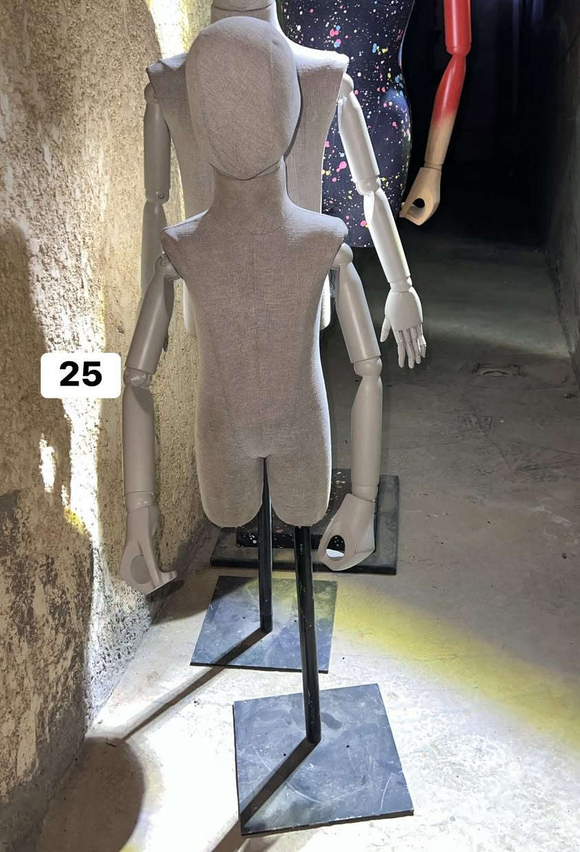 مانيكان اطفال
قطع اخيرة 
تتوفر خدمة توصيل لجميع محافظات العراق


**إذا كنت صاحب هذا الإعلان وتريد حذفه لأي سبب، رجاءا أرسل رسالة إلى الدعم الفني**