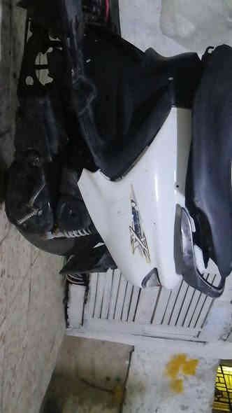 سلام عليكم دراجه فراشة كرستال البيع سرعه 140 دراجه نضيفه مكينتها لا دخان ولا نضوح شلعه ومعدل فول اوراق اصوليه بيها زنون الد ولايت قوي  تايرات جدد ويل ثنين جديد بريك امامي وخلفي جديد وكلش قوي هورن قوي السعر  190وبيها مجال مستعجل على بيع *********** مكاني بغداد مدينة الصدر
