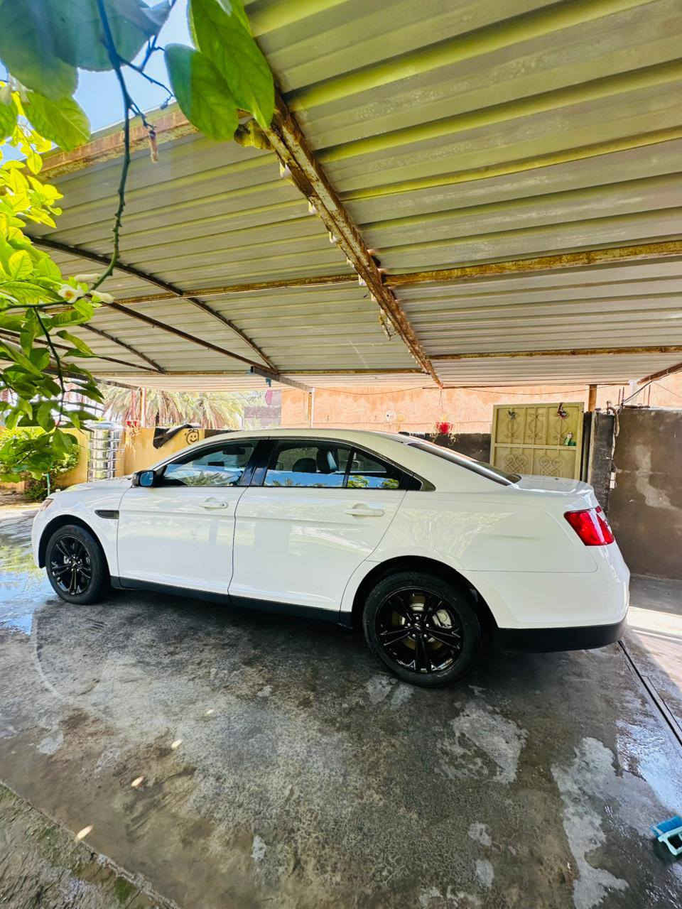 السلام عليكم ورحمه الله وبركاته
للبيع او للمراوس حسب الرغبة 
فورد تورس 2019 وارد امريكي بوليسي السيارة
بيها قطعتين صبغ بدون دواخل 
سيارة بوليسي كير تعليك 1000 
مكينه 6/3500 تنفس طبيعي 
ماشيه 130 الف 
تخم تاير مكينه كير شركه 
مواصفات البوليسي معروفه 
راردات 360
دبل ارضيه 
كشنات تدفئه وكهربائي
اتو بارك 
قطعتين تبريد
سيارة هاون ومابيها نقص برغي 
السيارة خير من لله وجاهزة 
شعندك مراوس دزلي صورها وتفاصيل خاص 
مكانها بابل المسيب للستفسار اكثر اتصل 
***********
