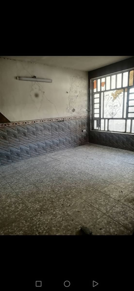 للبيع بيت 🏡 طابو صرف فى #شهداءالبياع مربع جامع 🕌 الكبيسي #مساحته١٥٠م واجهه سته يحتوي على #غرفتين_نوم 😴 وصاله ومطبخ وصحيات للإستفسار #اتصال 🤙 على الرقم 
***********
#الجميع
