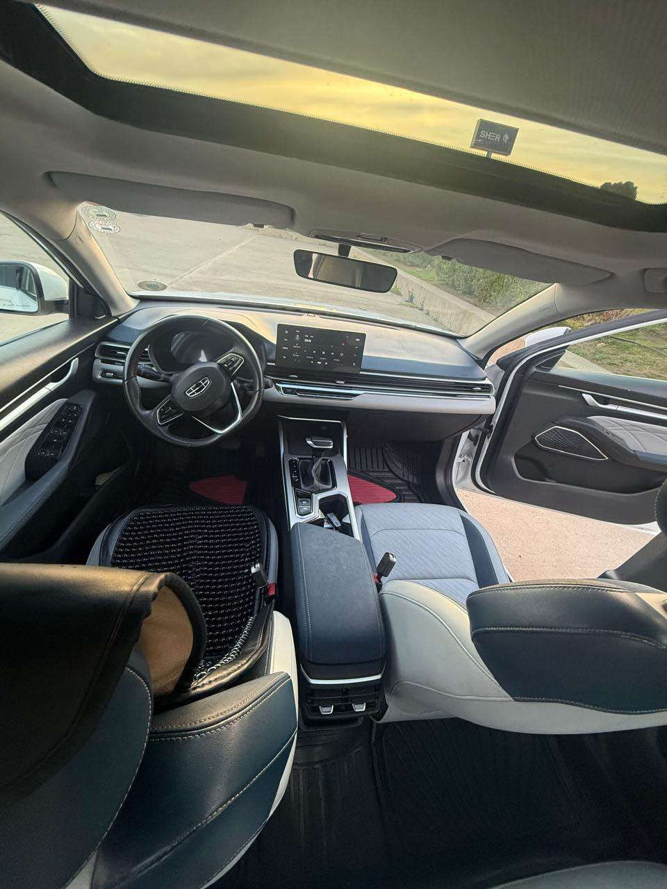 جیلی ئێمگڕاند2024
سفری کۆمپانیای باجگر ( زەمان 5 ساڵ )✅
فول مواصفات 
کلین هیچی نیه ٧٤٠٠٠ كم رووشتيه 
زةمانى شركةى ماوة 
سةنةوى ٢٠٢٨  يةك دةستة بى مةسروفة 
سعرى  ١٢٠ وةرةقة مةجالةلةكى کەم  تيداية
رەقم هەولیر 
شوین هەولیر 
0750 440 1960 أربيل, العراق
