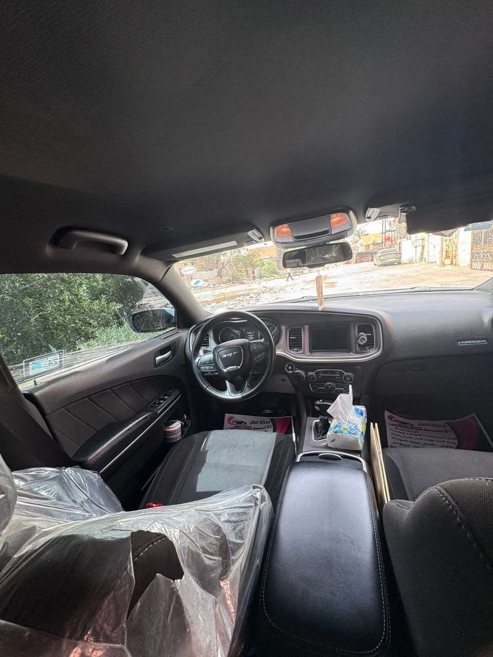 السلام عليكم 
جارجر 2022 ابيض كنديه
اصل
رقم بصره بسمي 
السعر 235 
SXT
بيها بنيد مبدل فقط وبارد بالجاملغ الايسر
ماشيه 59 مايل
مكان السيارة بالبصره 
*********** البصرة, العراق
