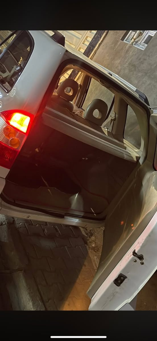 السلام عليكم 
شيري تيكو ٢٠١١  نضيفه تبريد شغال رقم بابل بأسمي بيها فقط تلكيط خياسات السياره جاهزه ماتذب عليها ربع مكانها نجف كوفه
***********
