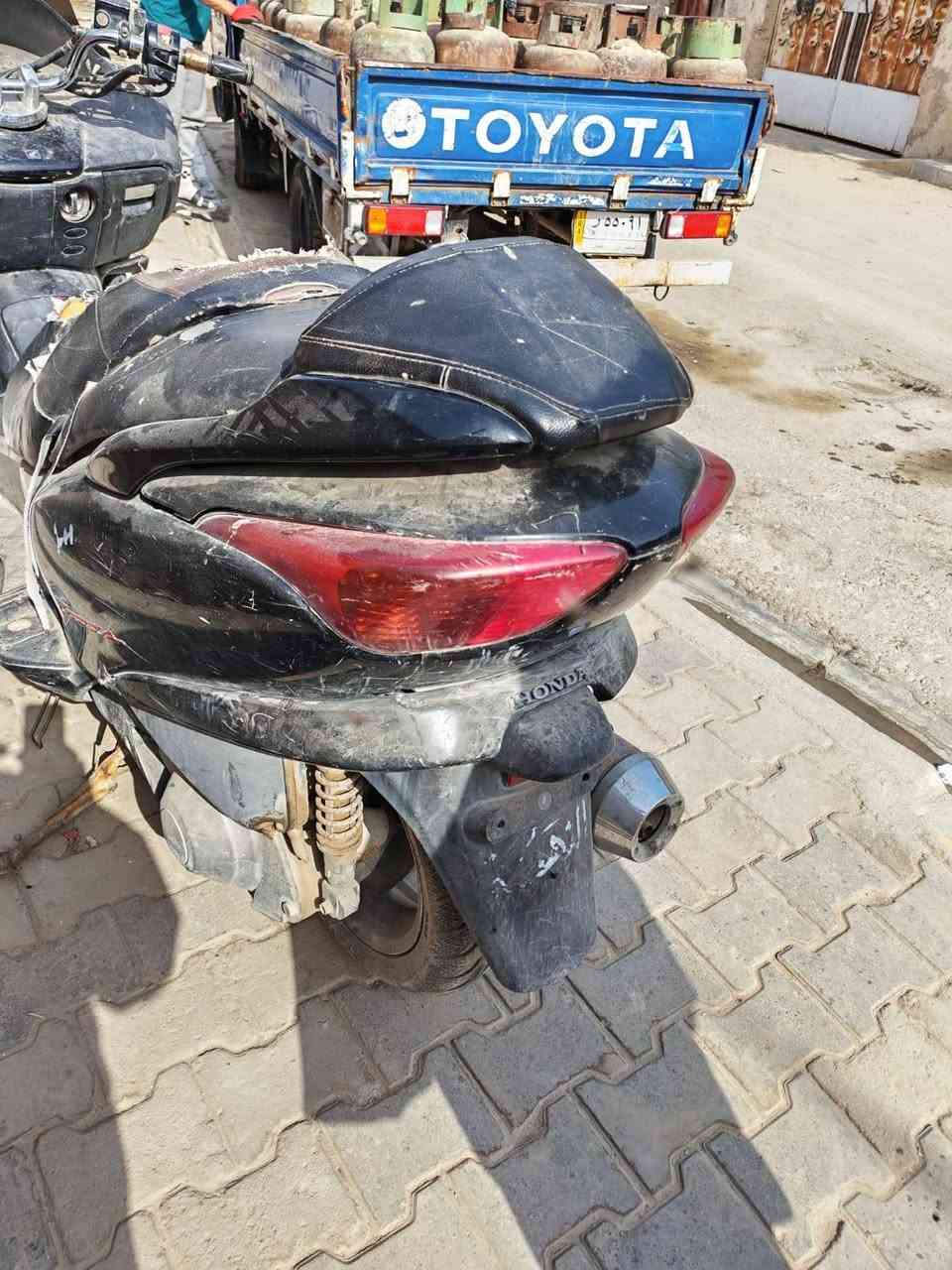 سلام عليكم مكلف بل نشر فورزه للبيع كوم حديد درراجه ماتشتغل رقم راعيهة ***********
