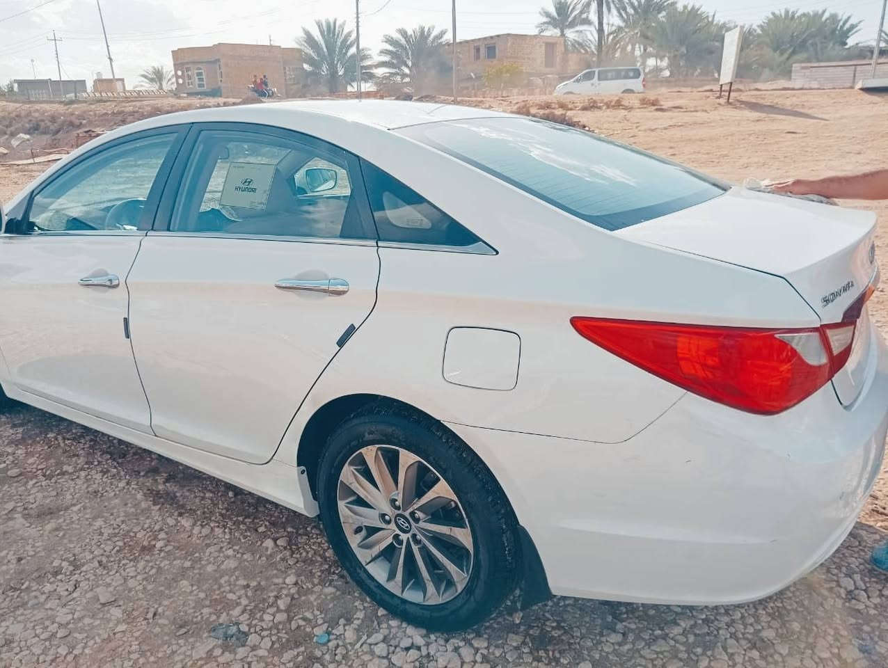 سوناته موديل 2014 خليجي رقم بغداد هزه وسنويه وارقام نكليزي  وبسمي تحويل مباشر سياره كلش نظيفه ومال جناي 
مكينه 2400 
ويل كب 17 
كير مكينه تبريد ثلج حداديه كله مكفول 
مكاني بابل قضاء الهاشميه 
السعر 136 
***********
