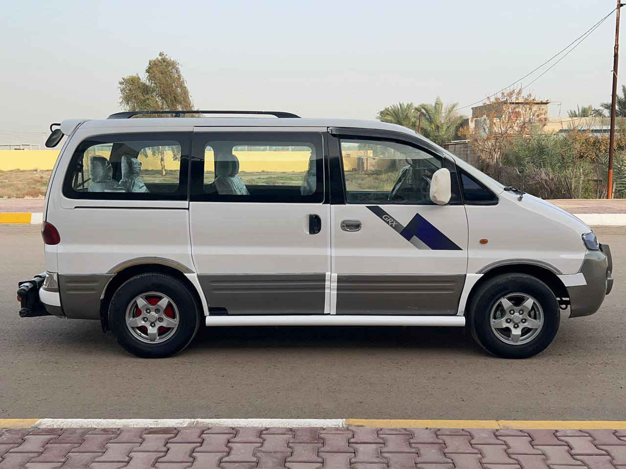 سلام عليكم ستاركس خصوصي مديل 2001رقم ديالى سنويه 29كير عادي محرك جديد تخم تاير حداديه خلفي امامي جديد شواصي نضاف تبريد ثلج مكاني ديالى دلي عباس السعر 67رقم الهاتف ***********
